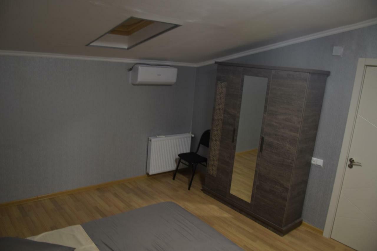Gogoli Family Hotel Tbilisi Exterior foto